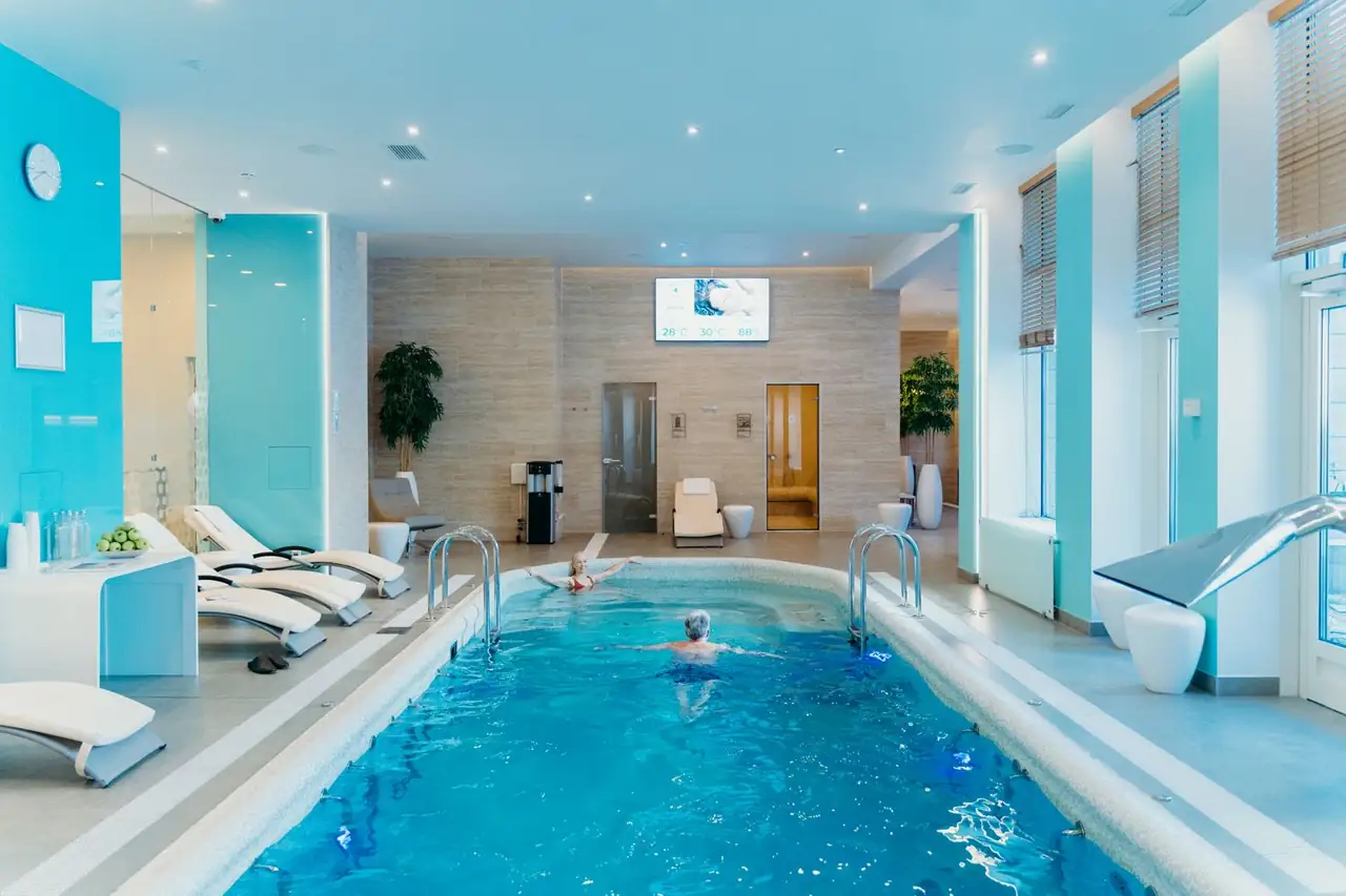 Indoor thermal pool